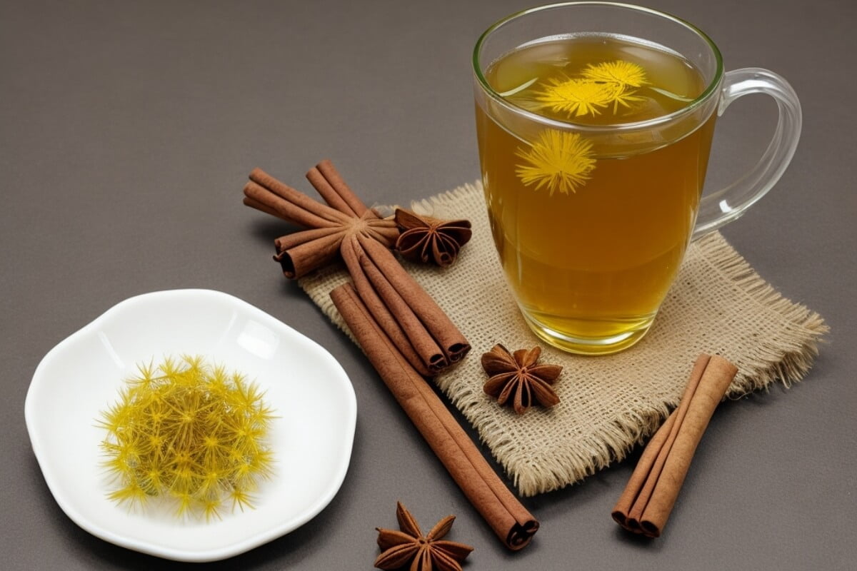 Dandelion tea with apple and cinnamon